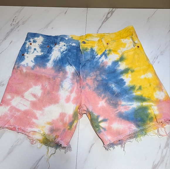 Levi's Pride Collection Jean Shorts - Picture 1 of 2
